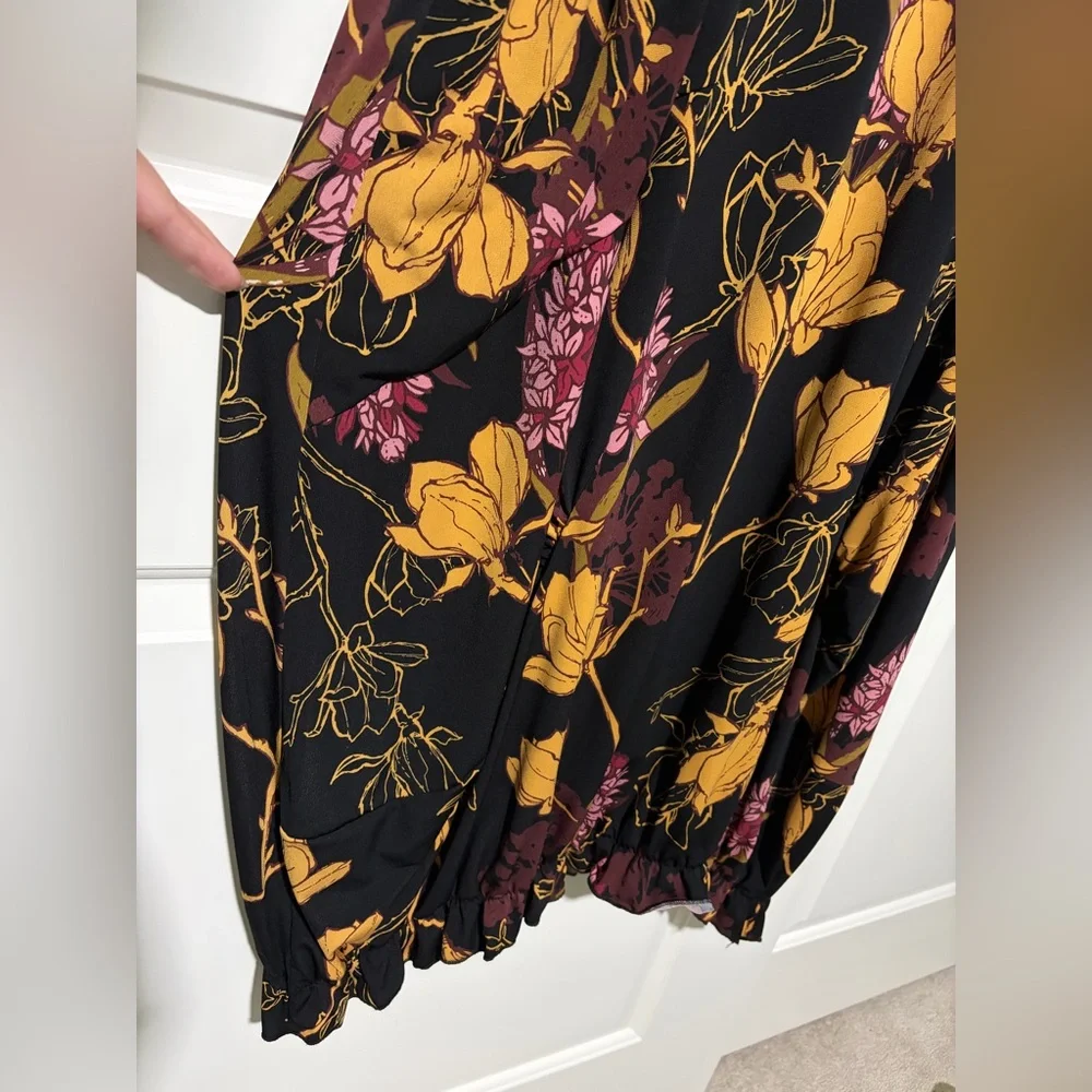FOR BRIANA 💖 -Zadie B’s Floral Black and Gold Women's Bubble Dress - Picture 6 of 11